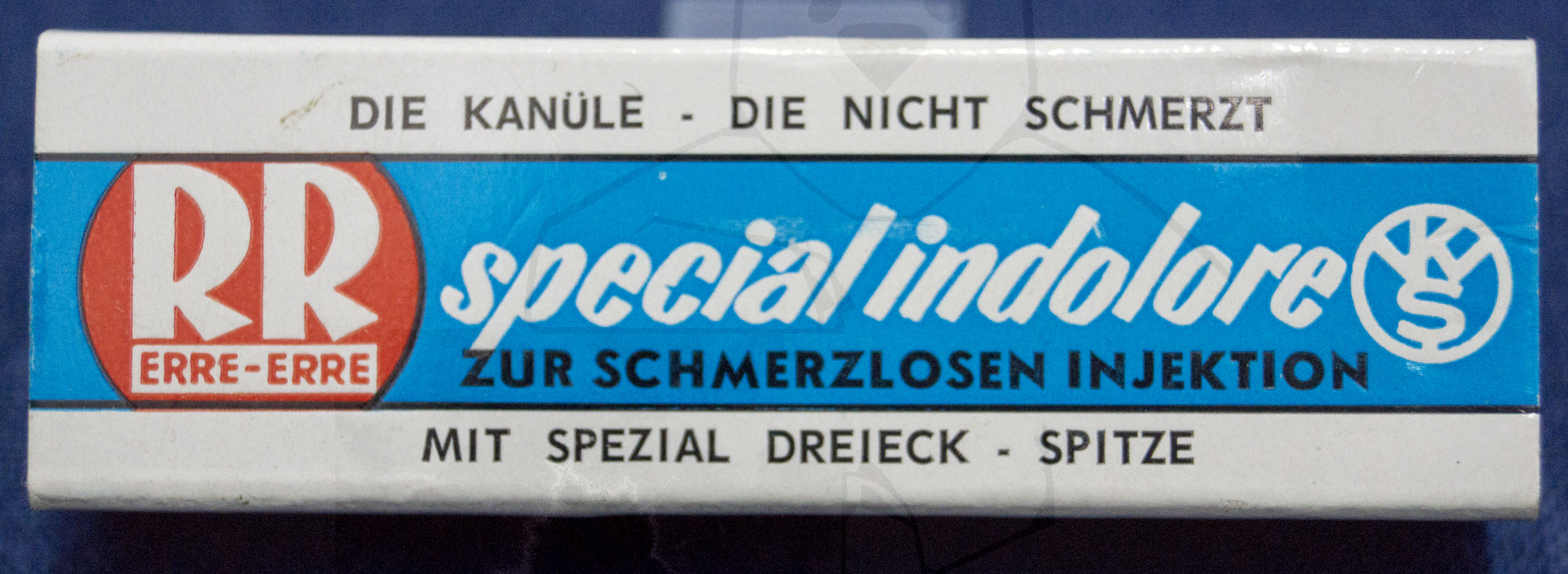 Mehrweg Kanüle mit "Spezial Dreieck Schliff", ca. Ende 1960'er Jahre, Originalverpackung